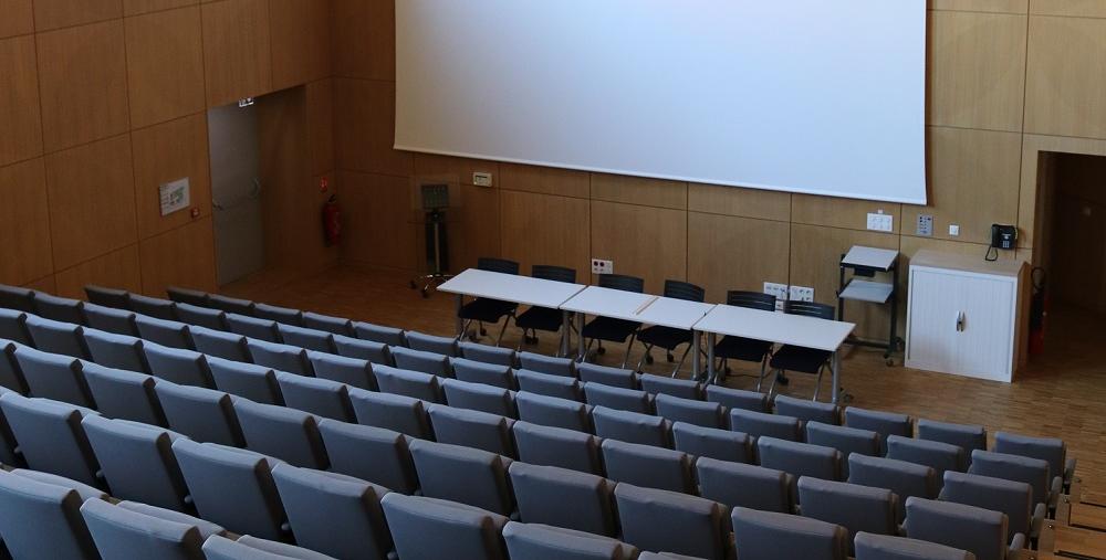 Louer l'amphithéâtre de l'INET