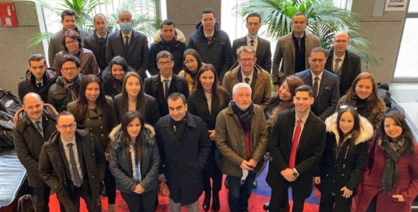 groupe d'étudiants de l'Ena de Tunis